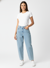 WOMEN’S BALLOON FIT HIGH WAIST DENIM JEANS - LIGHT BLUE