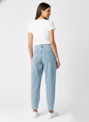 WOMEN’S BALLOON FIT HIGH WAIST DENIM JEANS - LIGHT BLUE