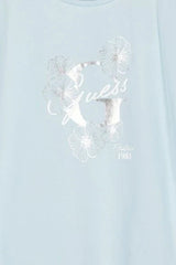 Guess Kids Short Sleeve T-Shirt in Light Blue – Soft cotton tee for boys & girls. Trendy, comfortable, and perfect for everyday wear. Shop kids' t-shirts now!