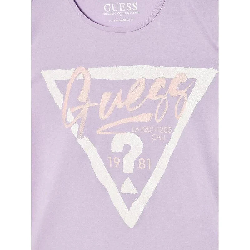 Guess Kids T-Shirt in New Light Lilac – Stylish, soft cotton tee for boys & girls. Comfortable fit, perfect for daily wear. Shop premium kids' t-shirts now!